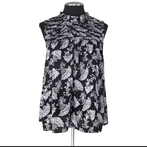 LOFT Black and White Floral Sleeveless, Pleated Print Blouse